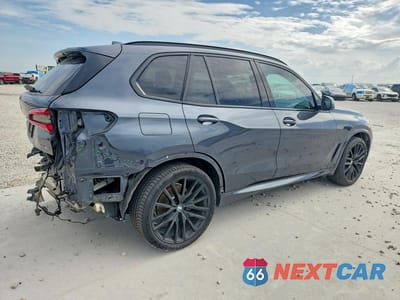 Trzecie zdjęcie samochodu z tyłu: 2020 BMW X5 SDRIVE 40I VIN:5UXCR4C0XL9D27237 - miniatura