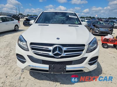 Piąte zdjęcie samochodu w środku: 2018 MERCEDES-BENZ GLE 350 VIN:4JGDA5JB7JB057907 - miniatura