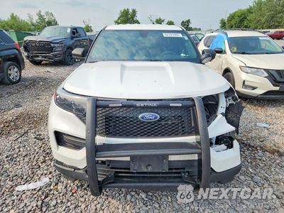 Piąte zdjęcie samochodu w środku: 2022 FORD EXPLORER POLICE INTERCEPTOR VIN:1FM5K8AB7NGA42321 - miniatura