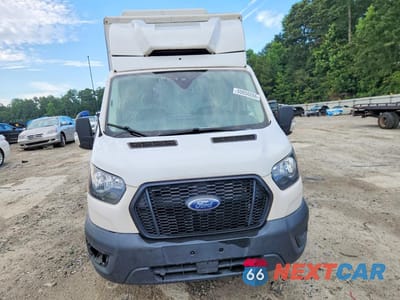 Piąte zdjęcie samochodu w środku: 2021 FORD TRANSIT DELIVERY TRUCK VIN:1FDBW5Z8XMKA84315 - miniatura