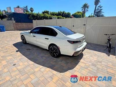 Trzecie zdjęcie samochodu z tyłu: 2024 BMW 740 I VIN:WBA23EH08RCP73339 - miniatura