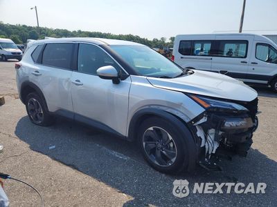 Czwarte zdjęcie samochodu z boku: 2025 NISSAN ROGUE SV VIN:5N1BT3BA6SC818398 - miniatura