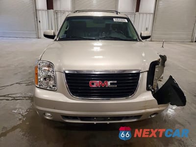 Piąte zdjęcie samochodu w środku: 2014 GMC YUKON SLT VIN:1GKS2CE02ER223516 - miniatura