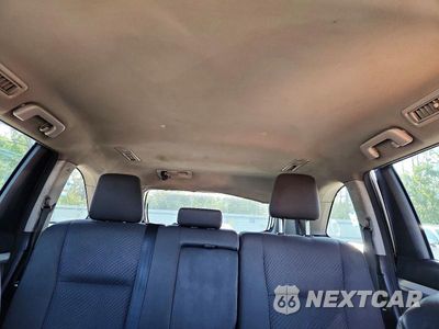 Zdjęcie 10 z 13 samochodu: 2015 TOYOTA HIGHLANDER LE VIN:5TDBKRFH8FS203521 - miniatura