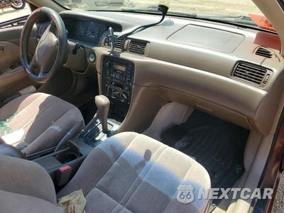 Zdjęcie 8 z 12 samochodu: 1999 TOYOTA CAMRY LE VIN:4T1BG22K8XU514367 - miniatura