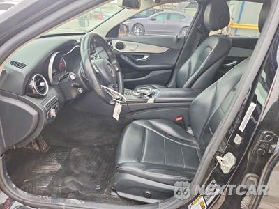 Zdjęcie 7 z 13 samochodu: 2016 MERCEDES-BENZ C 300 4MATIC VIN:55SWF4KB7GU119334 - miniatura