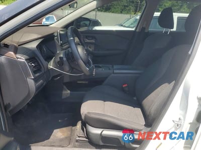 Zdjęcie 7 z 13 samochodu: 2022 NISSAN ROGUE S VIN:5N1BT3AA1NC705688 - miniatura
