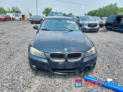 Piąte zdjęcie samochodu w środku: 2009 BMW 328 XI VIN:WBAPK73509A449983 - miniatura