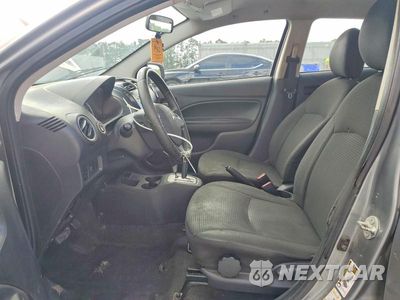 Zdjęcie 7 z 12 samochodu: 2015 MITSUBISHI MIRAGE ES VIN:ML32A4HJ8FH057988 - miniatura