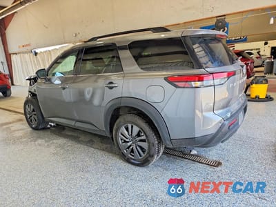 Drugie zdjęcie samochodu z przodu: 2024 NISSAN PATHFINDER SV VIN:5N1DR3BC5RC250390 - miniatura
