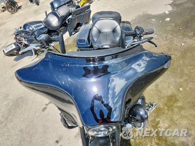 Piąte zdjęcie samochodu w środku: 2005 HARLEY-DAVIDSON FLHTCUI VIN:1HD1FCW145Y669786 - miniatura
