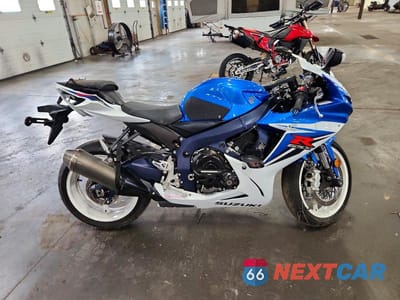 2011 SUZUKI GSX-R600 JS1GN7FA1B2101767 - główne zdjęcie licytacji z USA - miniatura