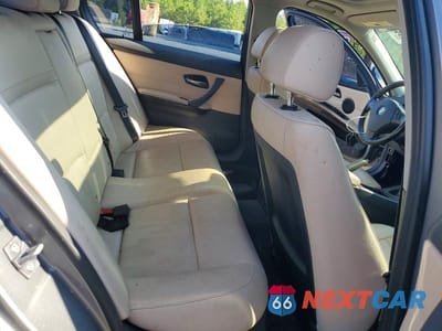 Zdjęcie 10 z 12 samochodu: 2011 BMW 328 I VIN:WBAPH7C56BE723572 - miniatura