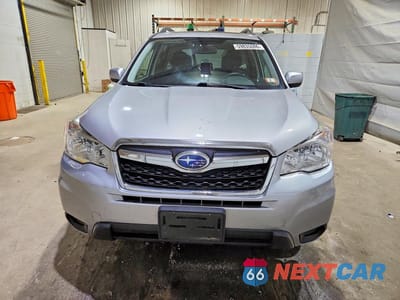 Piąte zdjęcie samochodu w środku: 2016 SUBARU FORESTER 2.5I PREMIUM VIN:JF2SJADC5GH452913 - miniatura