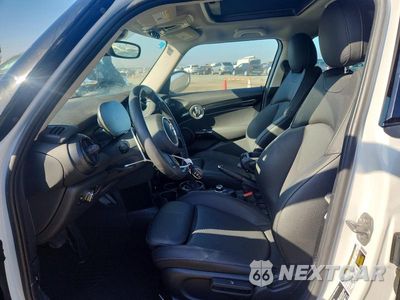 Zdjęcie 7 z 13 samochodu: 2024 MINI COOPER S VIN:WMW53DK0XR2W03859 - miniatura