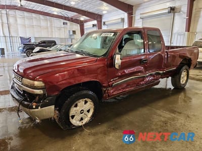 2001 CHEVROLET SILVERADO K1500 2GCEK19V511401666 - główne zdjęcie licytacji z USA - miniatura