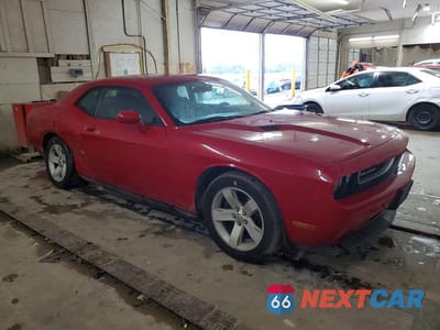 Czwarte zdjęcie samochodu z boku: 2012 DODGE CHALLENGER SXT VIN:2C3CDYAG3CH124876 - miniatura