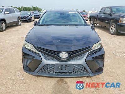 Piąte zdjęcie samochodu w środku: 2019 TOYOTA CAMRY SE VIN:4T1B11HK5KU829851 - miniatura