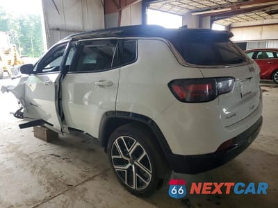 Drugie zdjęcie samochodu z przodu: 2025 JEEP COMPASS LIMITED VIN:3C4NJDCN8ST615984 - miniatura
