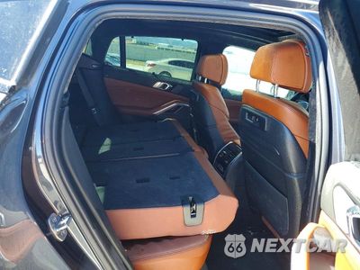 Zdjęcie 10 z 12 samochodu: 2022 BMW X6 M50I VIN:5UXCY8C06N9M36501 - miniatura