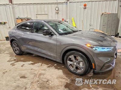 Czwarte zdjęcie samochodu z boku: 2023 FORD MUSTANG MACH-E SELECT VIN:3FMTK1SS0PMA28542 - miniatura