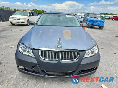 Piąte zdjęcie samochodu w środku: 2007 BMW 335 I VIN:WBAVB73517PA86582 - miniatura