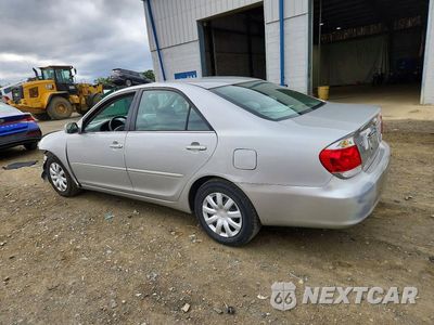 Drugie zdjęcie samochodu z przodu: 2005 TOYOTA CAMRY LE VIN:4T1BE32K05U004233 - miniatura