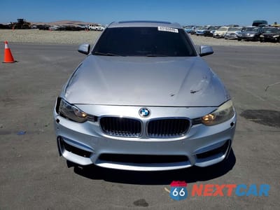 Piąte zdjęcie samochodu w środku: 2014 BMW 328 I VIN:WBA3A5G56ENP27160 - miniatura