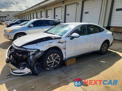 2026 HYUNDAI SONATA HYBRID BLUE KMHL24JJ6TA147052 - główne zdjęcie licytacji z USA - miniatura