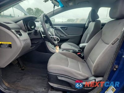 Zdjęcie 7 z 12 samochodu: 2013 HYUNDAI ELANTRA GLS VIN:KMHDH4AE5DU013672 - miniatura