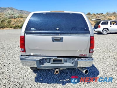 Zdjęcie 6 z 12 samochodu: 2007 GMC SIERRA K2500 HEAVY DUTY VIN:1GTHK29637E591471 - miniatura
