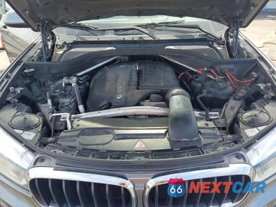 Zdjęcie 11 z 12 samochodu: 2014 BMW X5 XDRIVE35I VIN:5UXKR0C59E0C27511 - miniatura