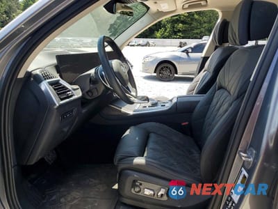 Zdjęcie 7 z 13 samochodu: 2024 BMW X7 XDRIVE40I VIN:5UX23EM03R9V72744 - miniatura