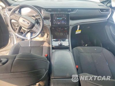 Zdjęcie 8 z 13 samochodu: 2025 JEEP GRAND CHEROKEE LAREDO VIN:1C4RJHAG3SC343711 - miniatura