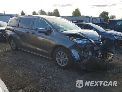 Czwarte zdjęcie samochodu z boku: 2022 TOYOTA SIENNA LE VIN:5TDKSKFC8NS042386 - miniatura