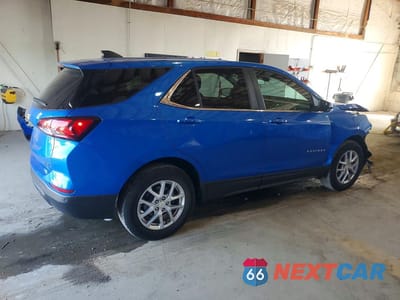 Trzecie zdjęcie samochodu z tyłu: 2024 CHEVROLET EQUINOX LT VIN:3GNAXUEG5RS113467 - miniatura