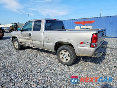 Drugie zdjęcie samochodu z przodu: 2006 CHEVROLET SILVERADO K1500 VIN:1GCEK19B16Z141853 - miniatura