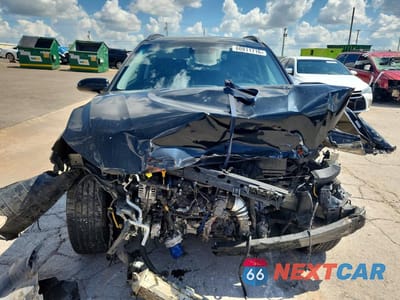 Piąte zdjęcie samochodu w środku: 2018 HYUNDAI KONA LIMITED VIN:KM8K3CA57JU089695 - miniatura