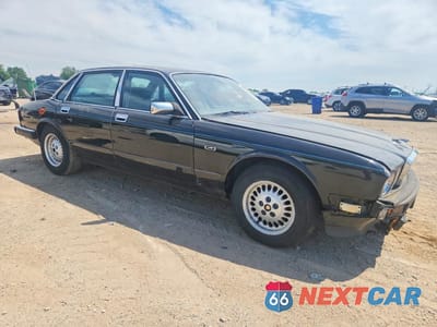 Czwarte zdjęcie samochodu z boku: 1990 JAGUAR XJ6 BASELINE VIN:SAJFY1744LC604382 - miniatura