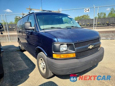 Czwarte zdjęcie samochodu z boku: 2012 CHEVROLET EXPRESS G3500 VIN:1GCZGTCG6C1135818 - miniatura