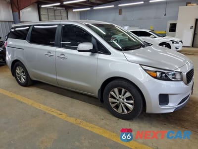 Czwarte zdjęcie samochodu z boku: 2016 KIA SEDONA L VIN:KNDMA5C12G6102214 - miniatura