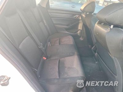 Zdjęcie 10 z 13 samochodu: 2020 HONDA ACCORD LX VIN:1HGCV1F1XLA054250 - miniatura