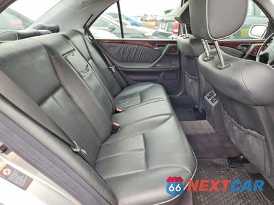Zdjęcie 10 z 12 samochodu: 2001 MERCEDES-BENZ E 430 VIN:WDBJF83J61X053203 - miniatura