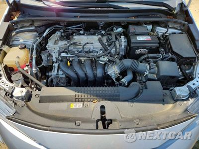 Zdjęcie 11 z 12 samochodu: 2021 TOYOTA COROLLA LE VIN:JTDEPMAE5MJ130035 - miniatura