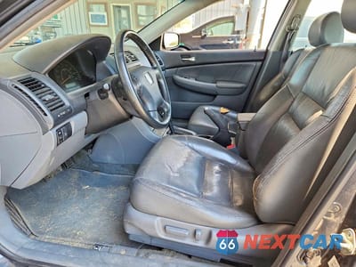Zdjęcie 7 z 12 samochodu: 2005 HONDA ACCORD VIN:1HGCM66595A008835 - miniatura