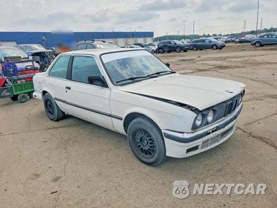 Czwarte zdjęcie samochodu z boku: 1986 BMW 325 E AUTOMATIC VIN:WBAAB6409G1680719 - miniatura