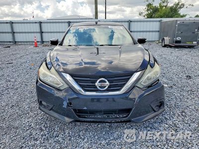 Piąte zdjęcie samochodu w środku: 2018 NISSAN ALTIMA 2.5 SL VIN:1N4AL3AP9JC158769 - miniatura