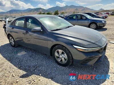Czwarte zdjęcie samochodu z boku: 2024 HYUNDAI ELANTRA SE VIN:KMHLL4DGXRU644254 - miniatura