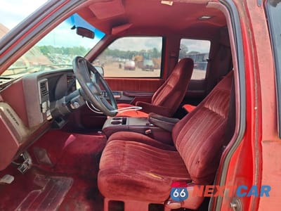 Zdjęcie 7 z 12 samochodu: 1993 GMC SIERRA C2500 VIN:2GTFC29KXP1515166 - miniatura