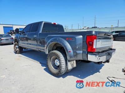 Drugie zdjęcie samochodu z przodu: 2017 FORD F350 SUPER DUTY VIN:1FT8W3DT2HEE45197 - miniatura